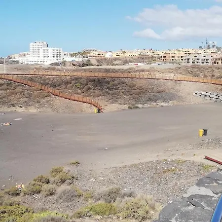 Apto Ache, Acogedor De 66 M Con Terraza, Aire Acondicionado Y Parking Privado Gratuito Apartment *