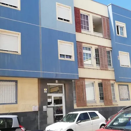 Apto Ache, Acogedor De 66 M Con Terraza, Aire Acondicionado Y Parking Privado Gratuito