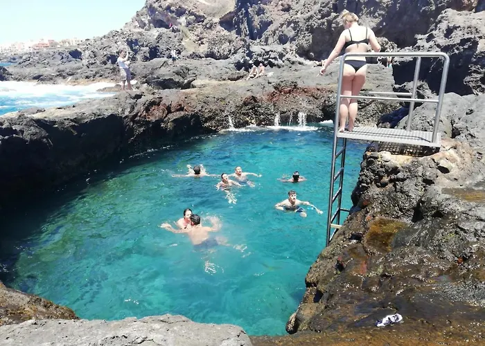 Apto Ache, Acogedor De 66 M Con Terraza, Aire Acondicionado Y Parking Privado Gratuito Los Abrigos