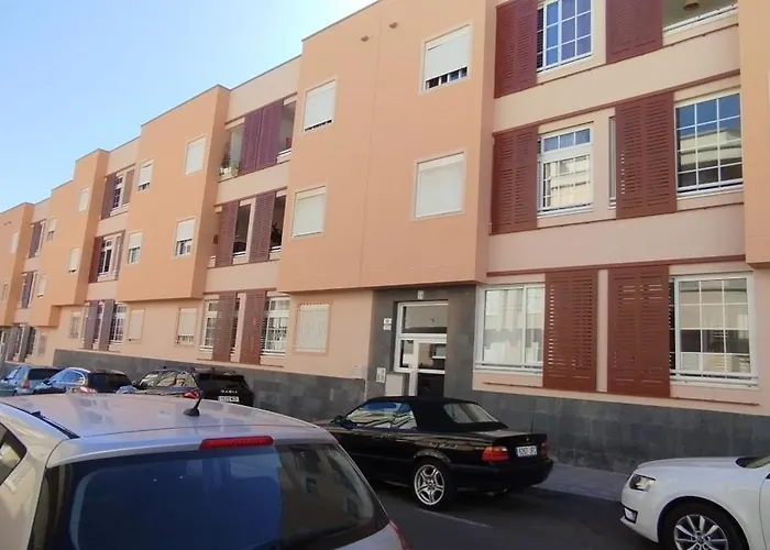 Apto Ache, Acogedor De 66 M Con Terraza, Aire Acondicionado Y Parking Privado Gratuito