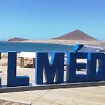 Apto Ache, Acogedor De 66 M Con Terraza, Aire Acondicionado Y Parking Privado Gratuito *