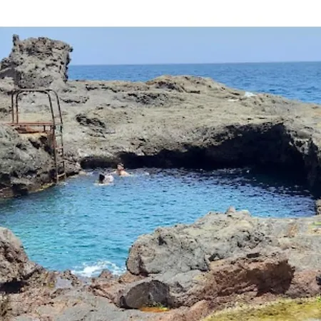 Apto Ache, Acogedor De 66 M Con Terraza, Aire Acondicionado Y Parking Privado Gratuito *