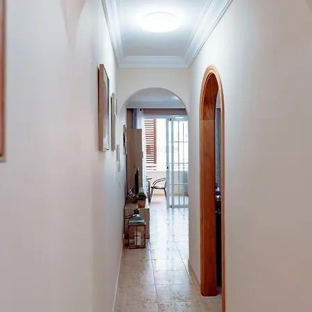 Apto Ache, Acogedor De 66 M Con Terraza, Aire Acondicionado Y Parking Privado Gratuito Los Abrigos