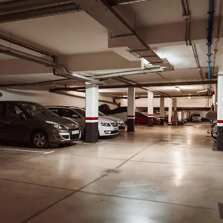 Apto Ache, Acogedor De 66 M Con Terraza, Aire Acondicionado Y Parking Privado Gratuito Apartment