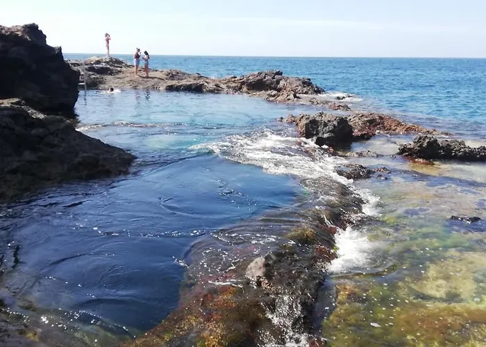 Apto Ache, Acogedor De 66 M Con Terraza, Aire Acondicionado Y Parking Privado Gratuito *