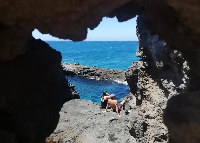 Apartment Apto Ache, Acogedor De 66 M Con Terraza, Aire Acondicionado Y Parking Privado Gratuito Los Abrigos